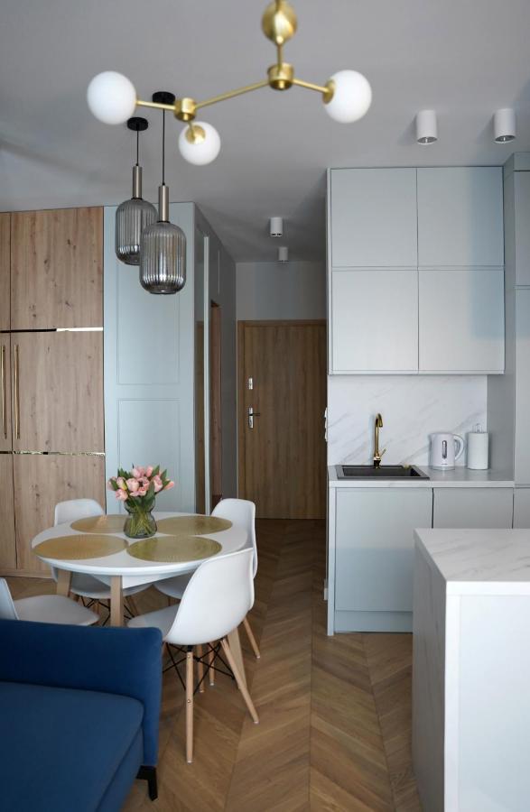 Apartamenty Metro Targowek 27 Warsaw Luaran gambar