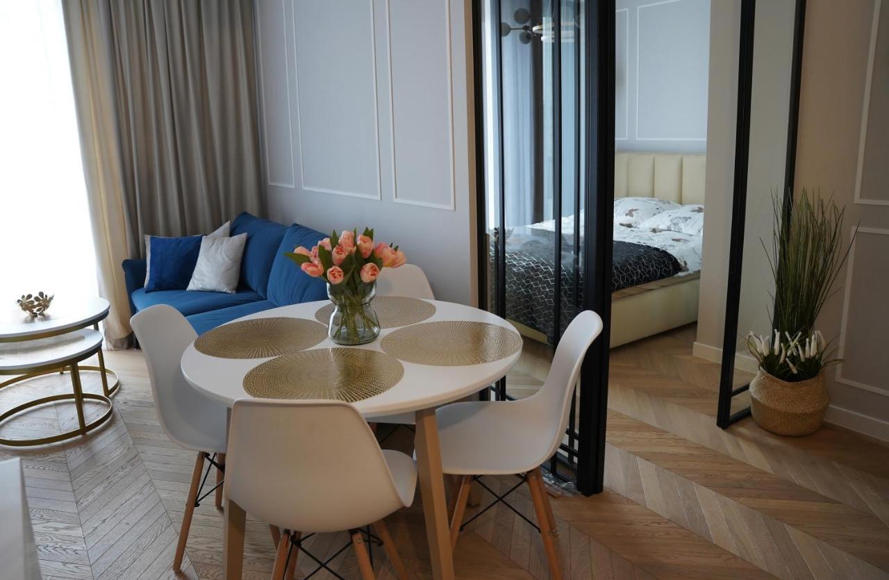 Apartamenty Metro Targowek 27 Warsaw Luaran gambar