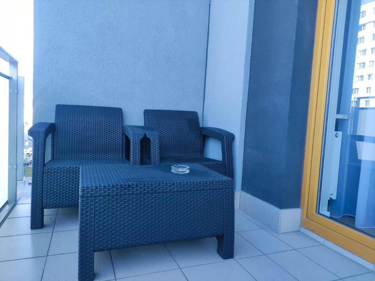 Apartamenty Metro Targowek 27 Warsaw Luaran gambar