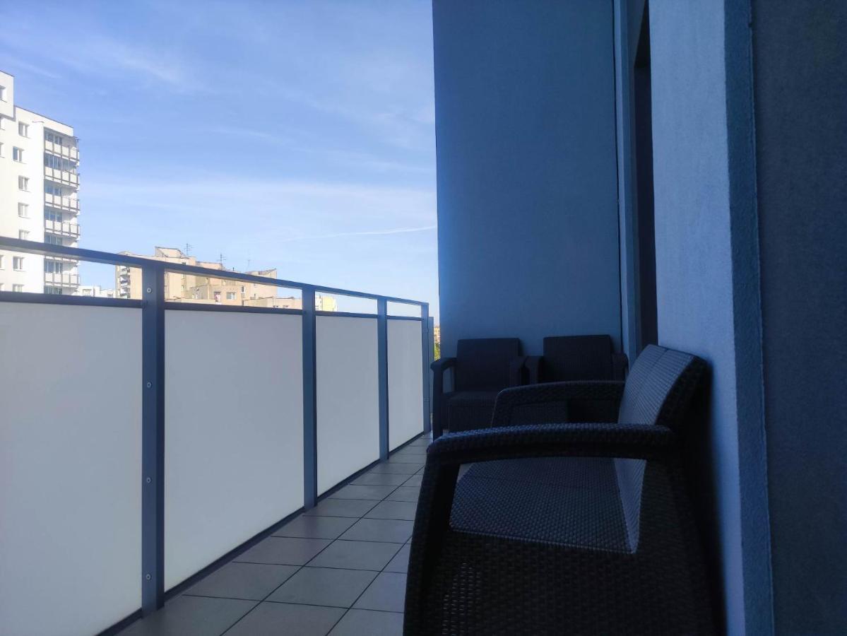 Apartamenty Metro Targowek 27 Warsaw Luaran gambar