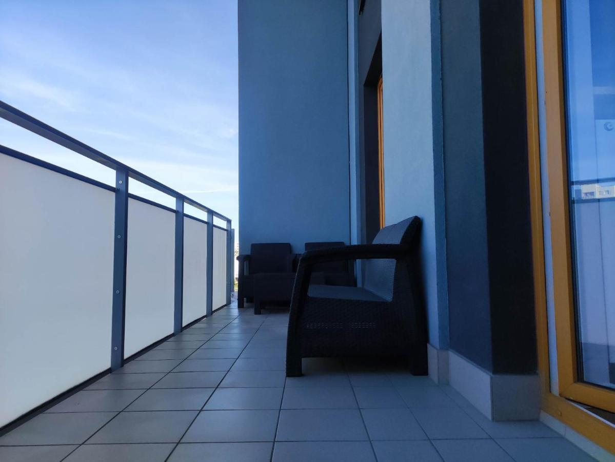 Apartamenty Metro Targowek 27 Warsaw Luaran gambar