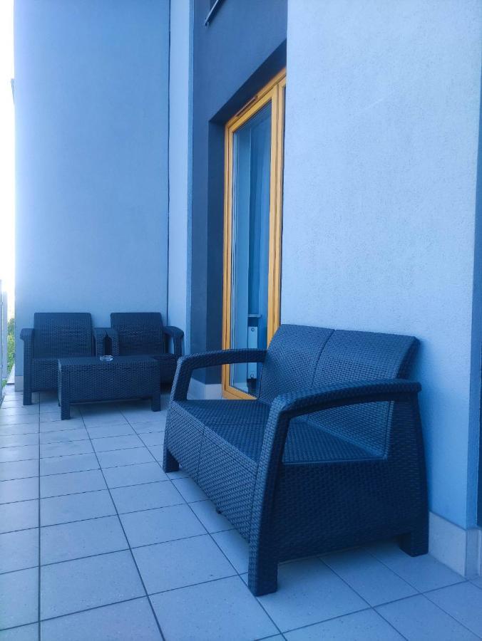 Apartamenty Metro Targowek 27 Warsaw Luaran gambar
